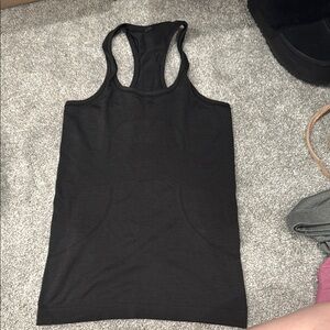 Lululemon Athletica Black Fitted Sleeveless Tank Top